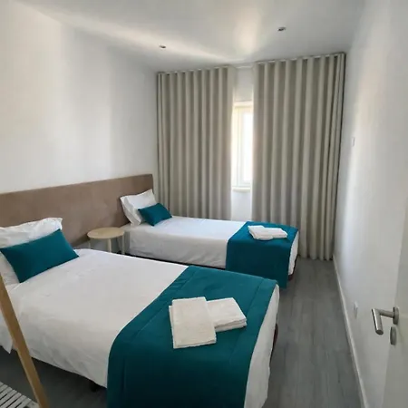 White House Apartment Queluz